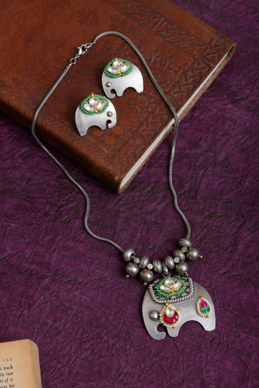 Katha antique fusion pachi kundan elephant necklace with earrings