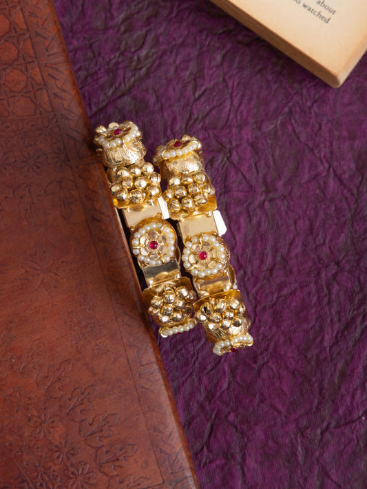 Bubble gold bangles