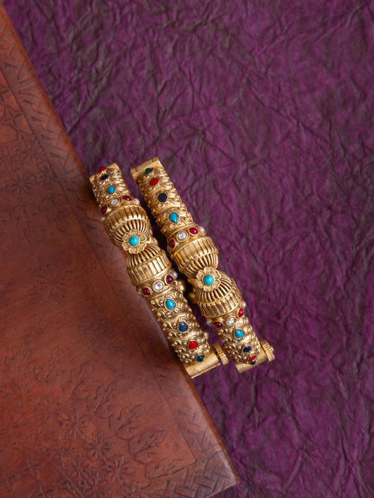 Gold rajwadi kada