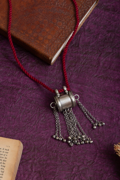 Gouri antique thread ghunghroo necklace