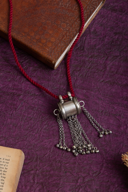 Gouri antique thread ghunghroo necklace