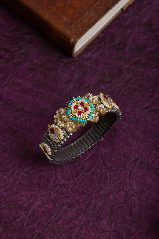 Hill fusion  two tone pachi kundan large size  bangle