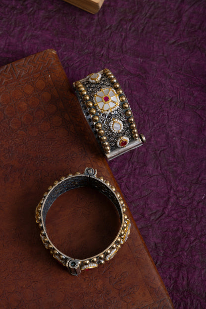 Erica two tone fusion pachi kundan kada