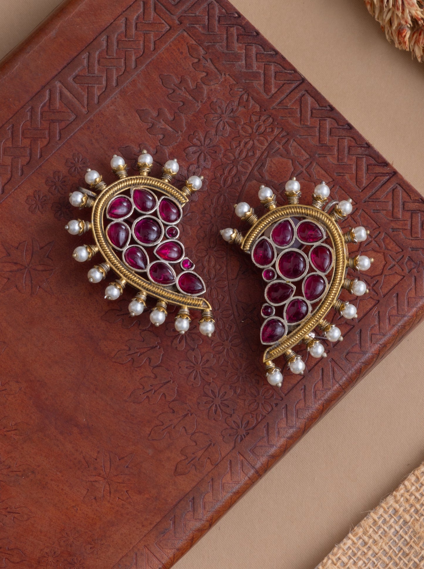 Champa gold earcuff