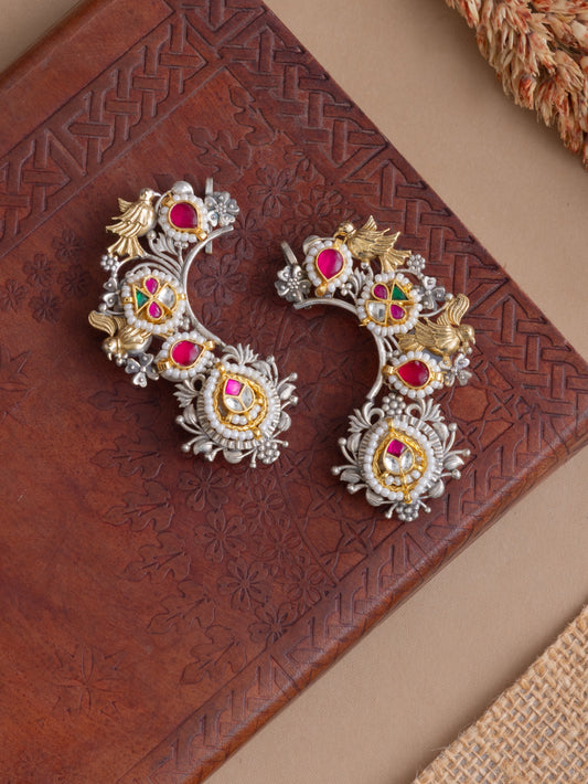 Anika kundan earcuff