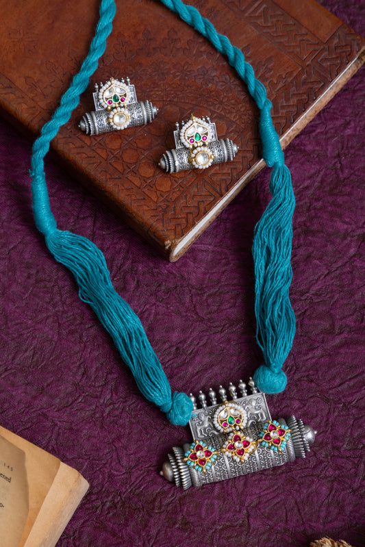 Raji pachi kundan thread necklace