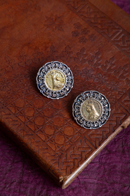 Victoria coin thread necklace with earrings