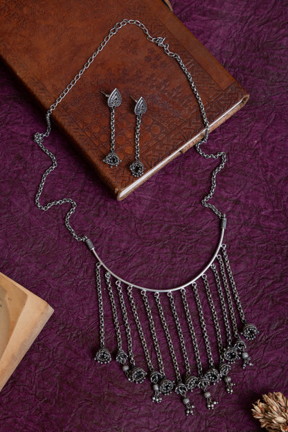 Shashi antique tribal hasli