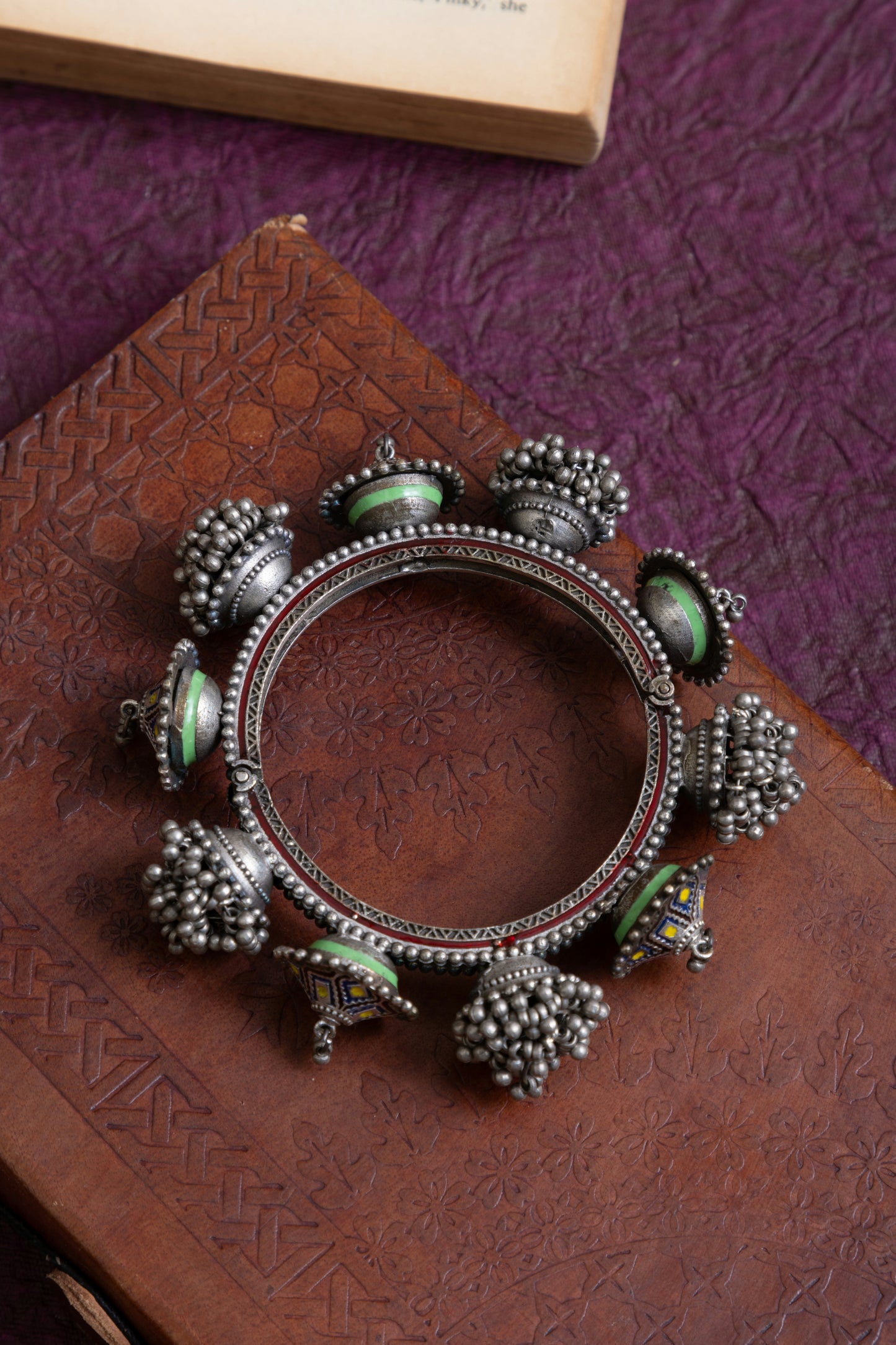Minu antique tribal kada
