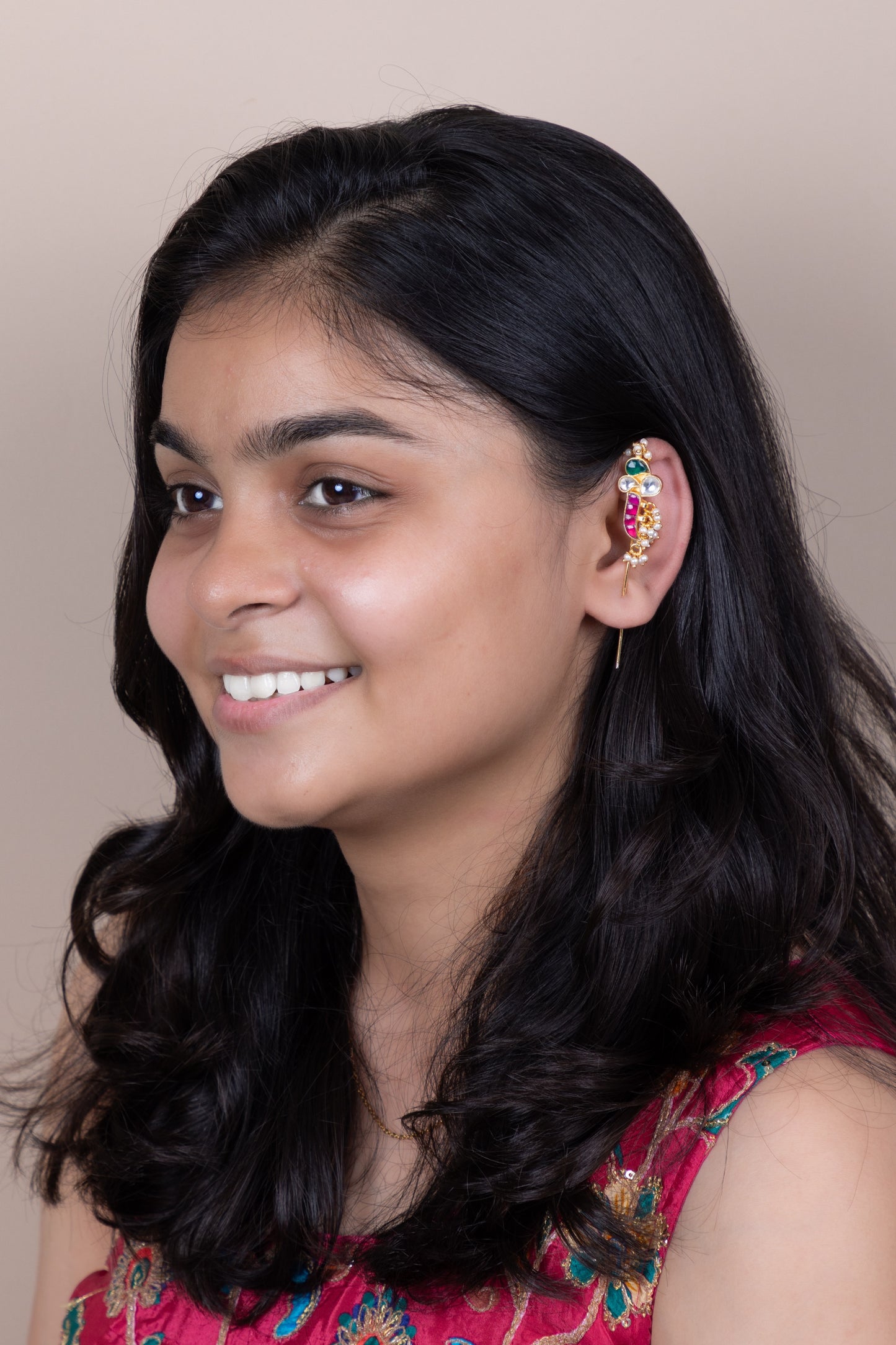 Kuhu needle kundan earcuffs