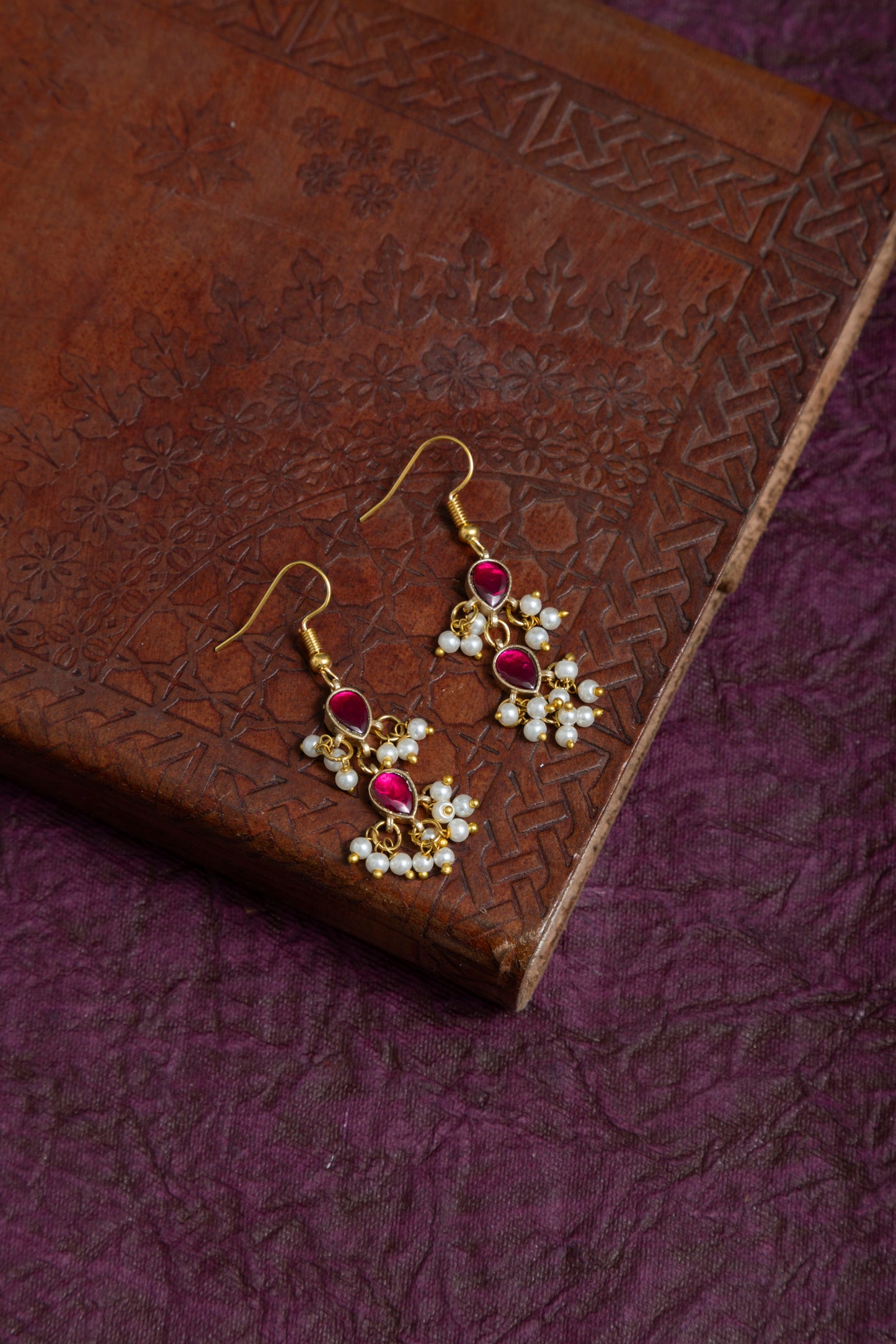 Invisible pachi kundan necklace