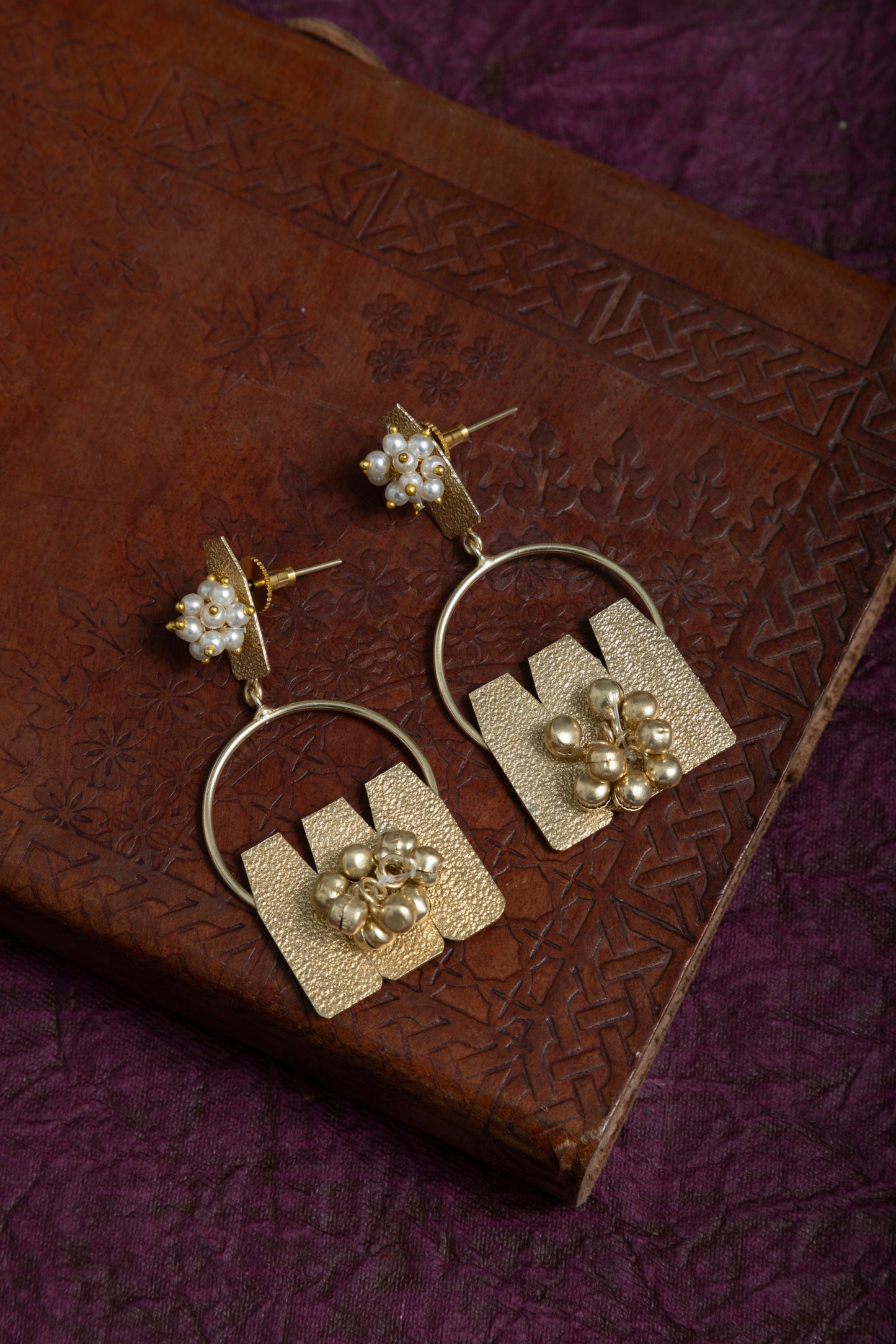 Reema gold necklace with chandbali