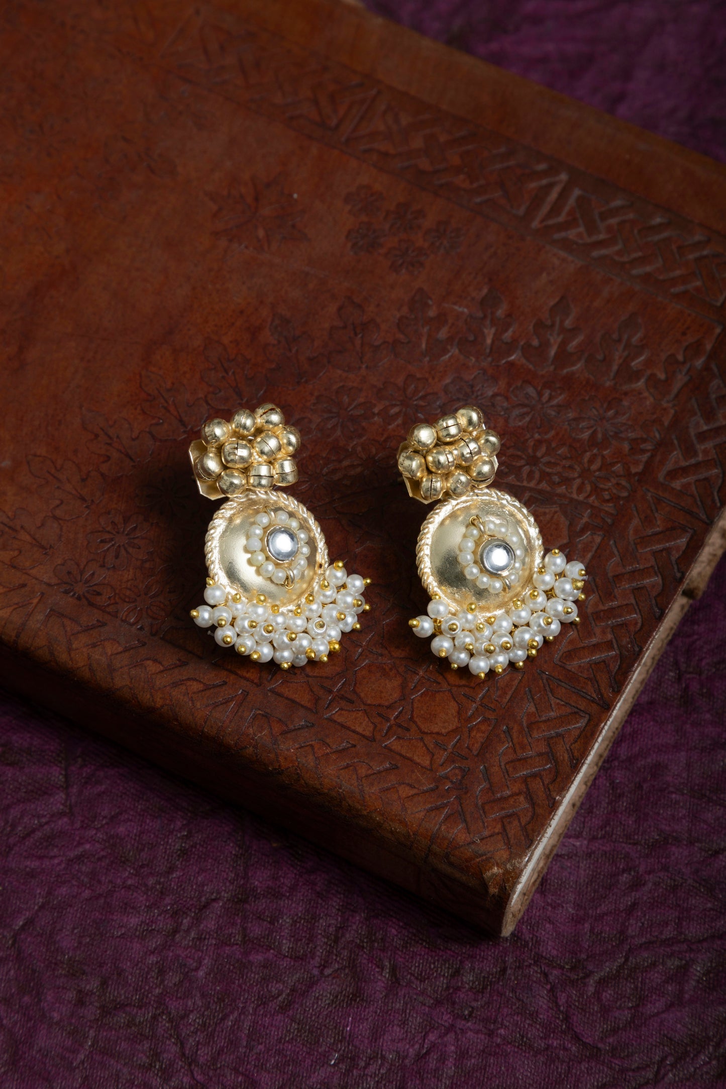 Vidya bubble gold choker set