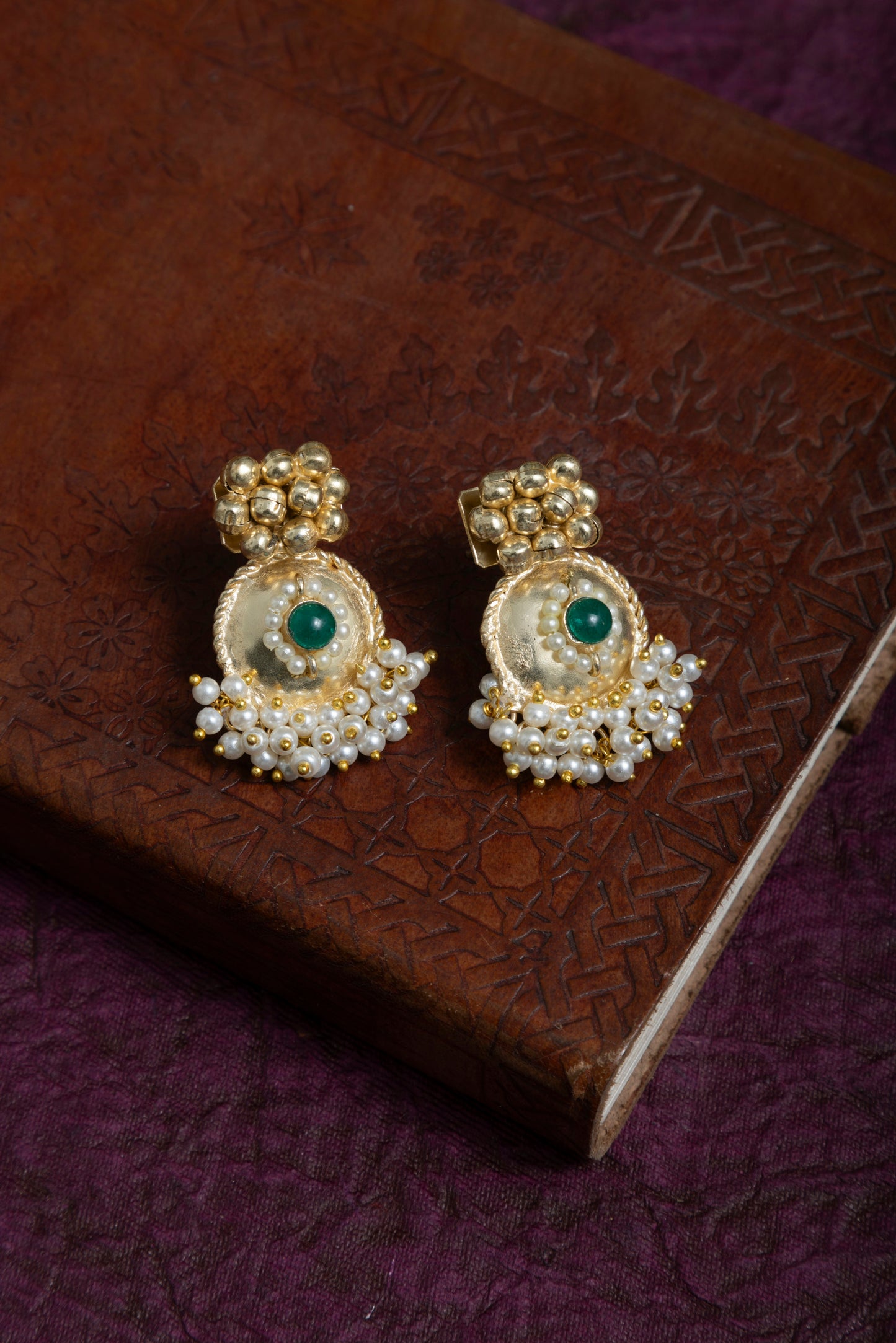 Vidya bubble gold choker set