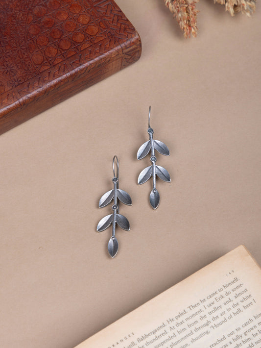 Antique leaf hooks