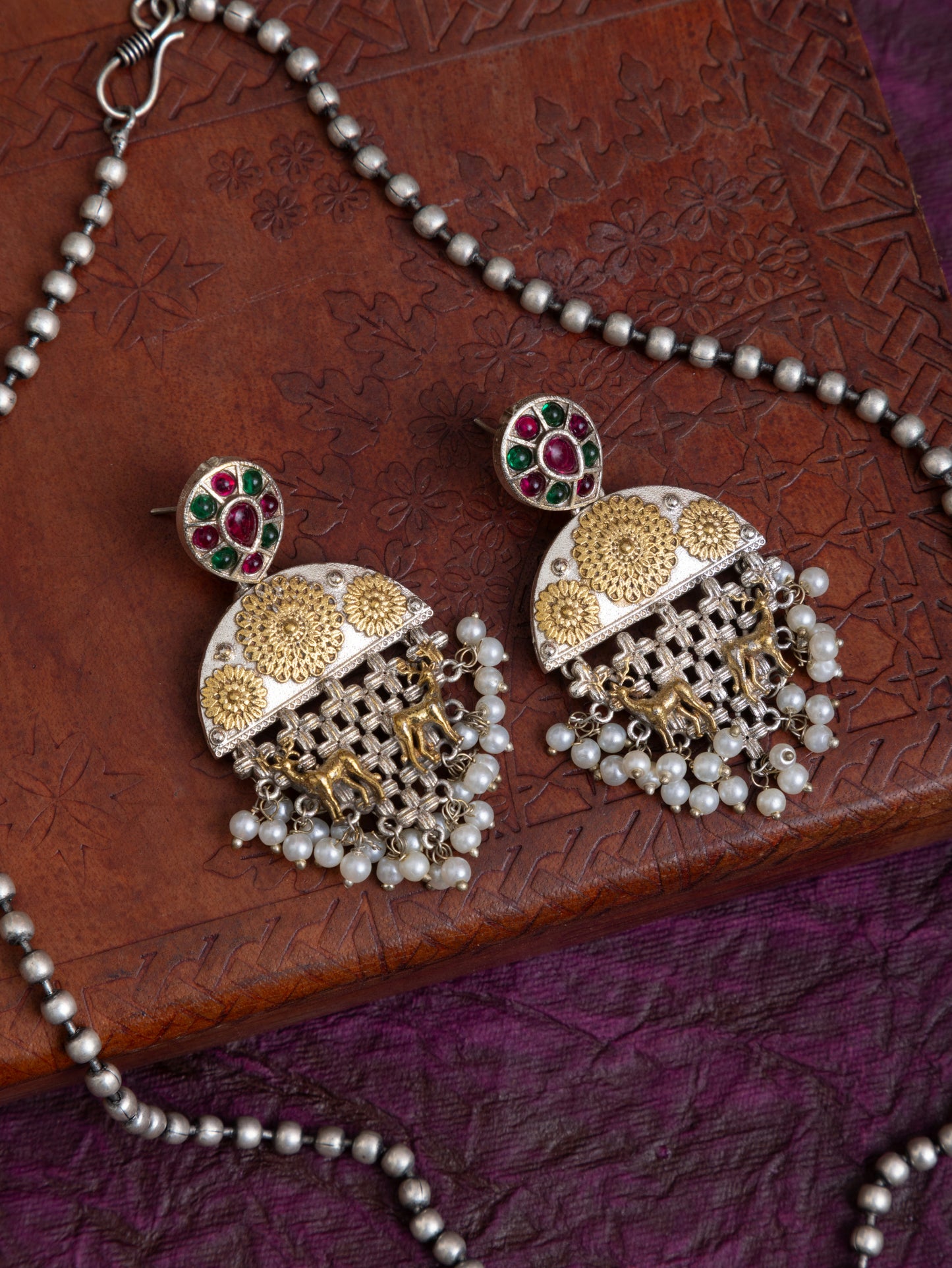 Yuvrani fusion deer necklace