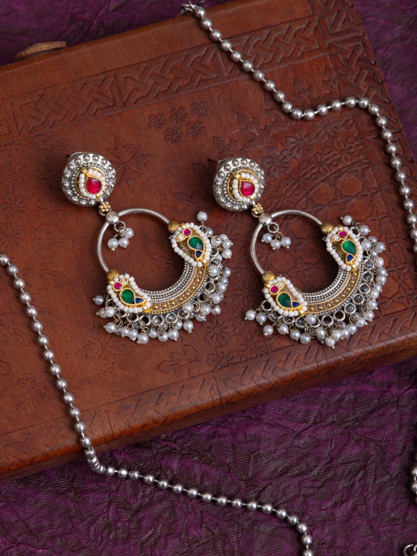 Tara fusion kundan necklace