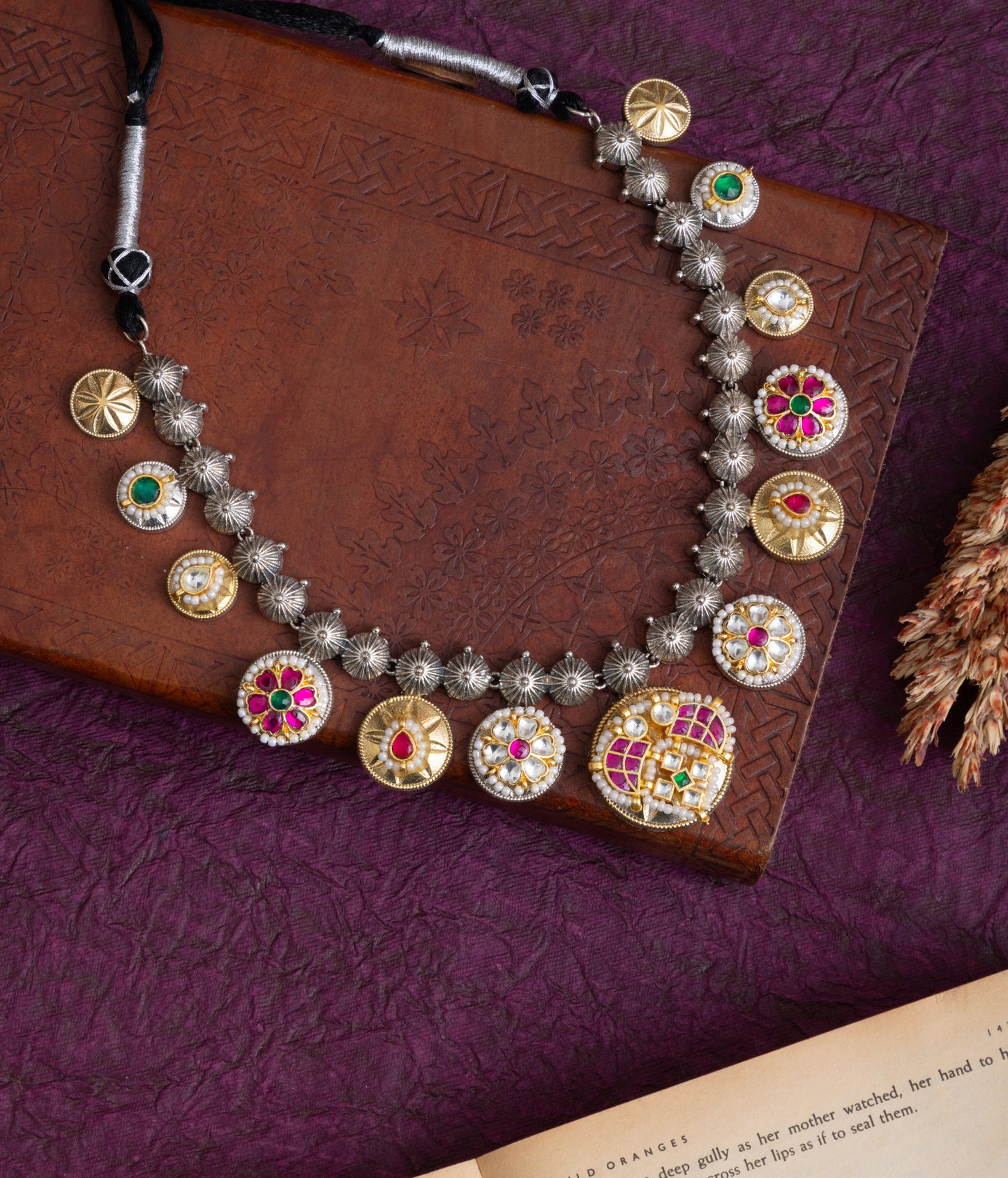 Mallika fusion pachi kundan necklace