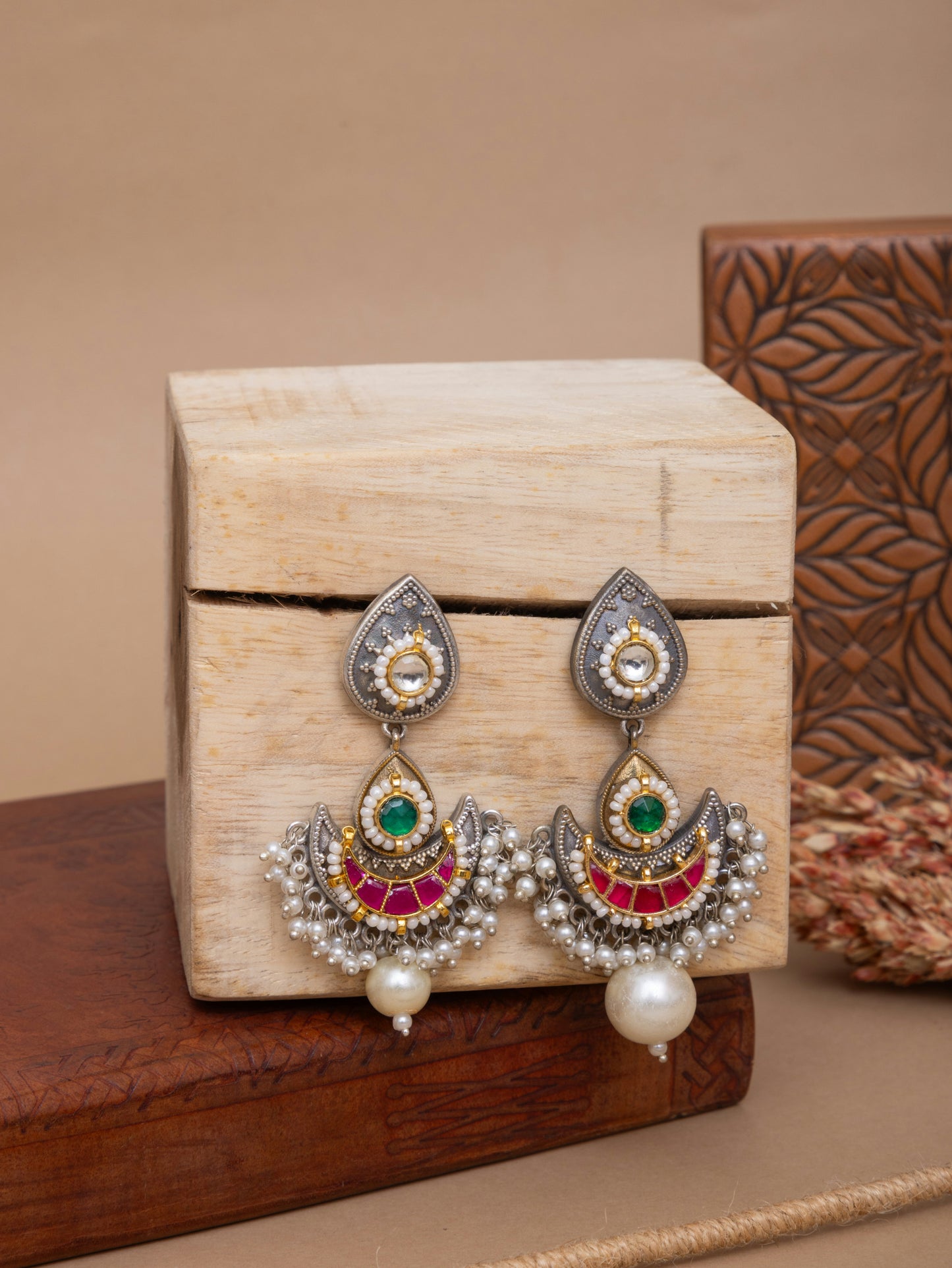 Gulrani fusion kundan earrings