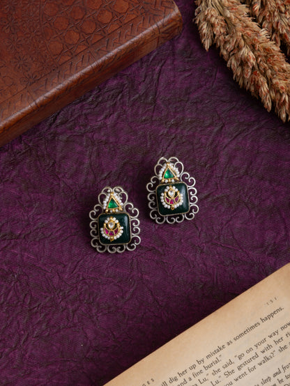 Tisha kundan studs