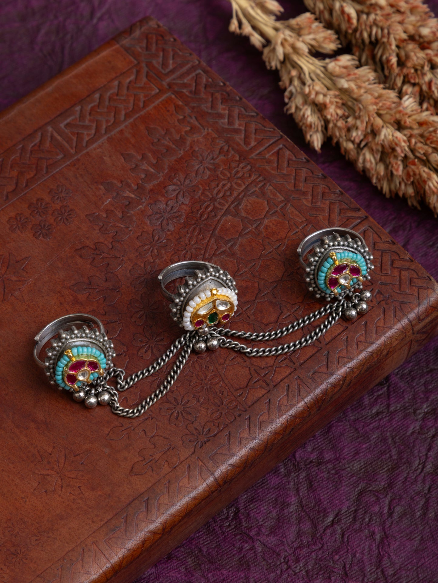 Panna pachi kundan ring