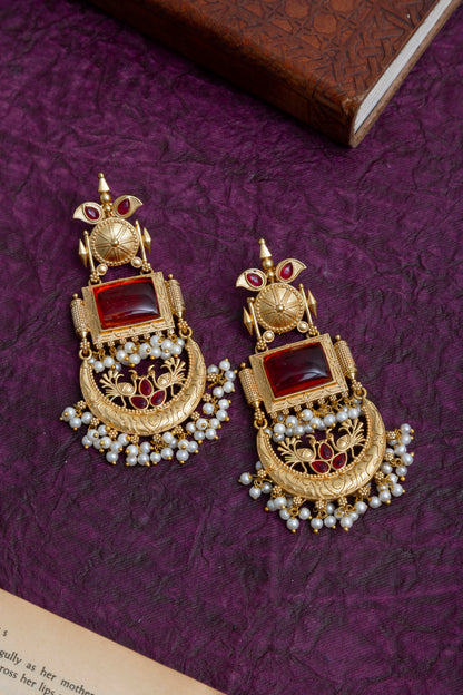 Nazia gold earrings