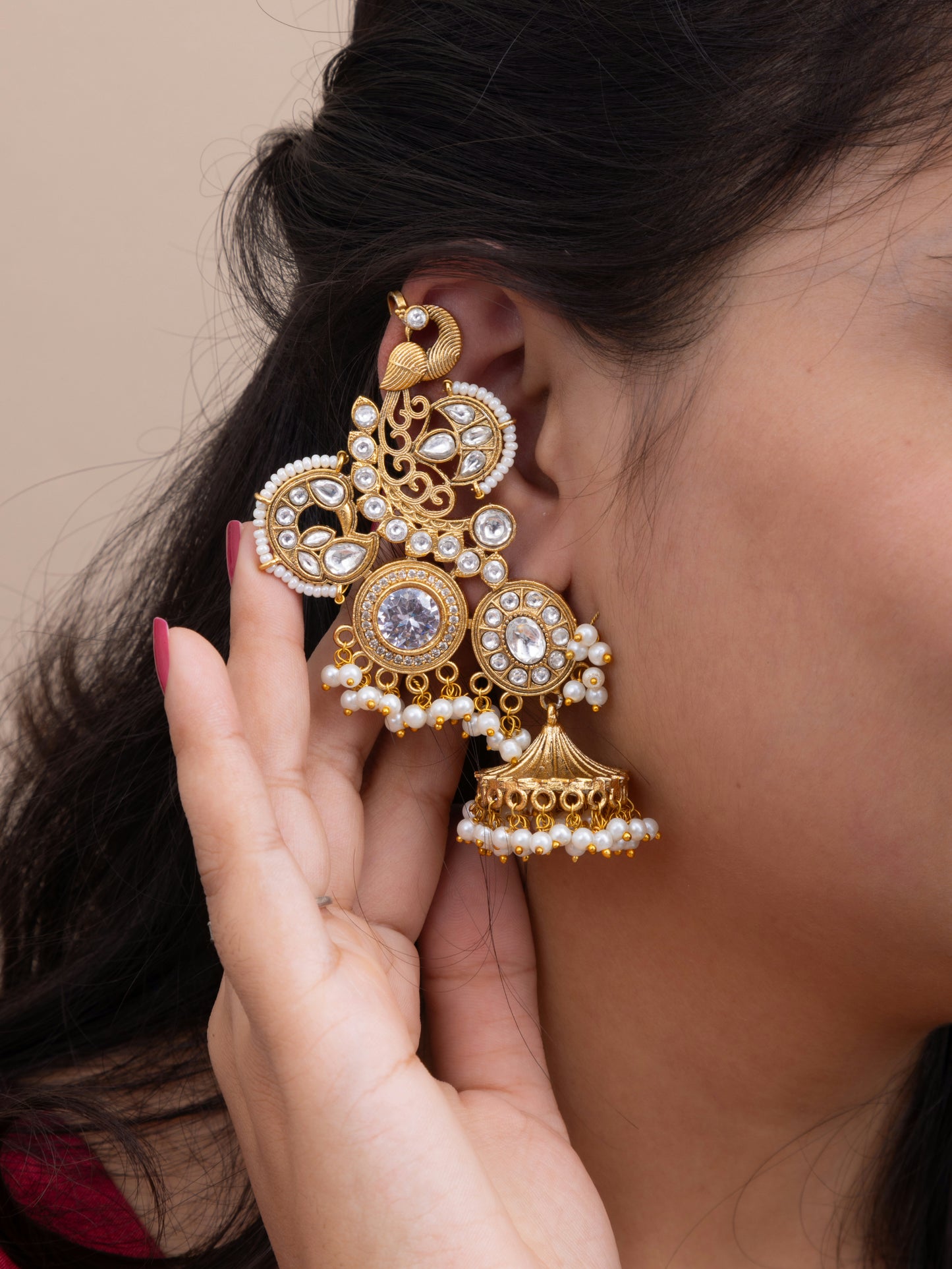 Anwesha gold earcuff