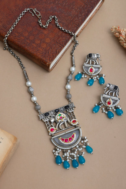 Nivedita pachi kundan elephant necklace