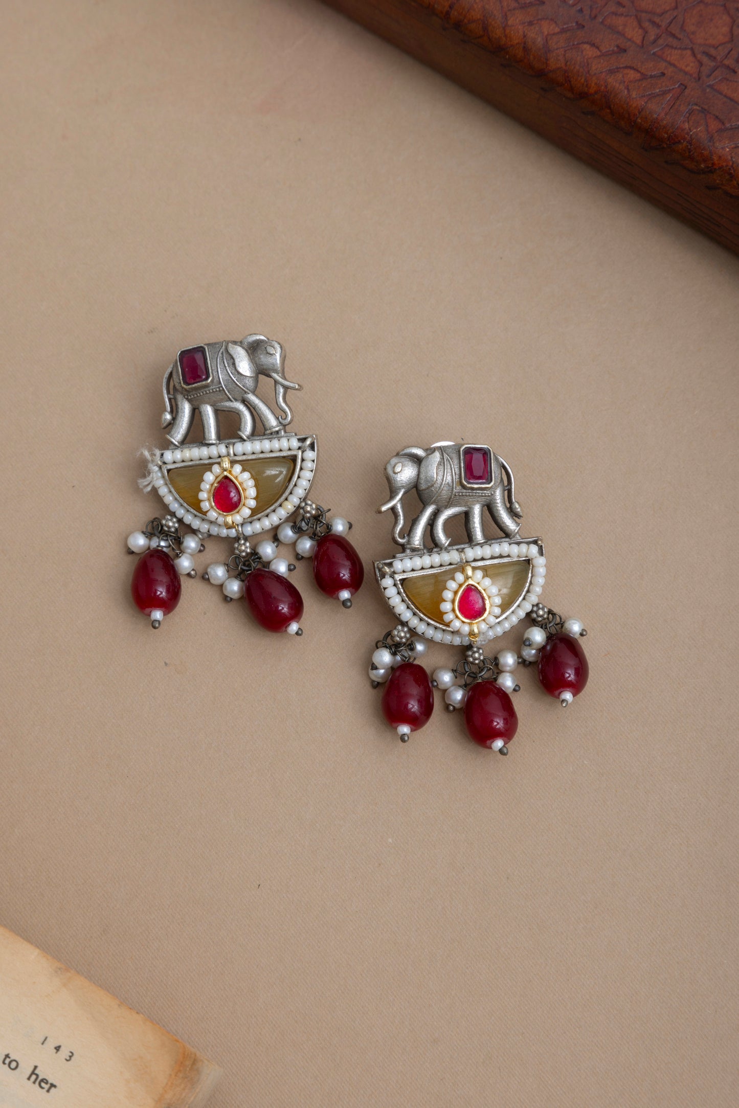 Nivedita pachi kundan elephant necklace