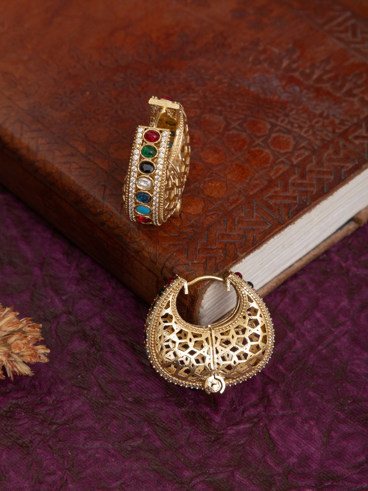 Sunidhi Golden Hoops