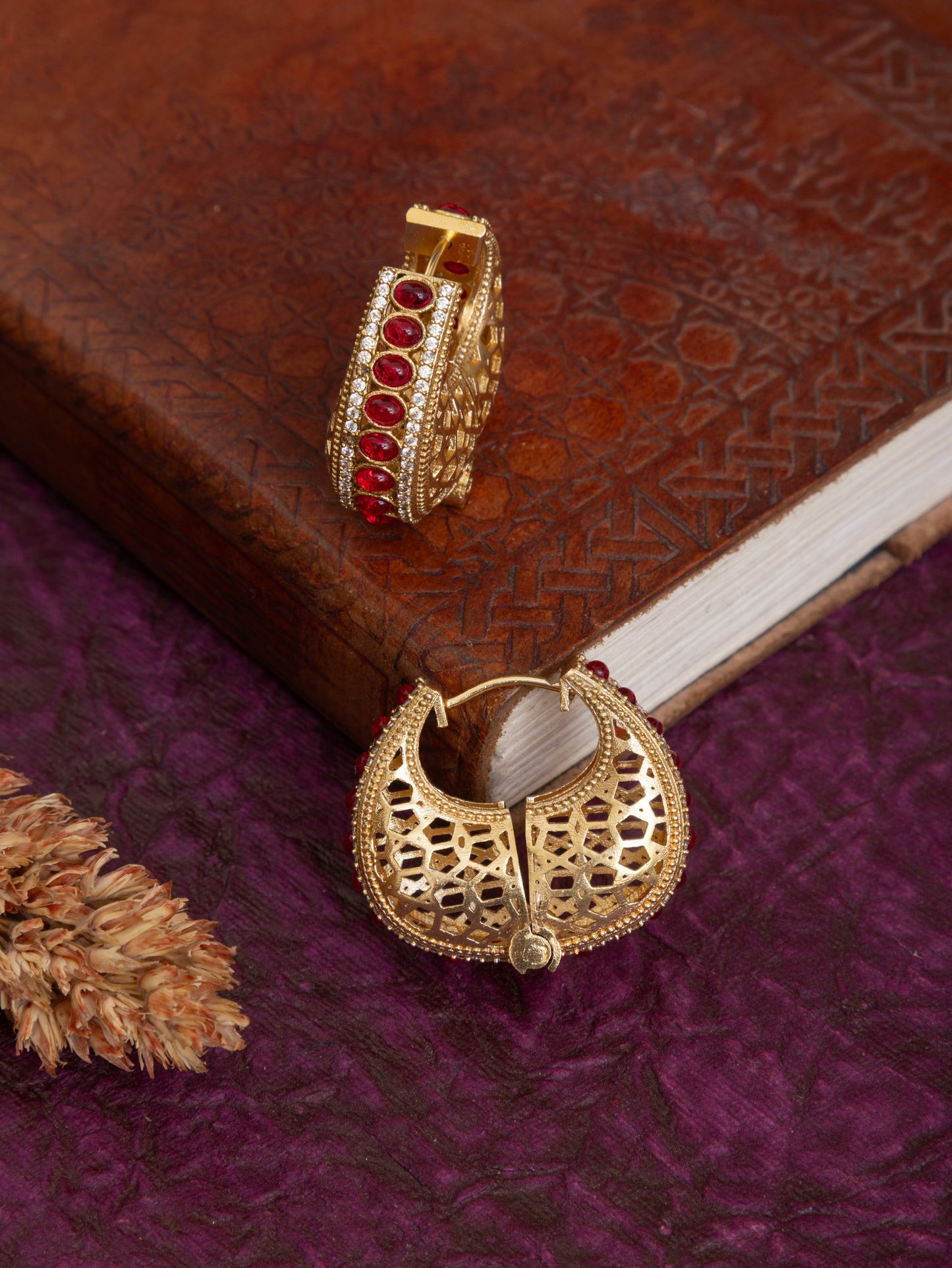 Sunidhi Golden Hoops