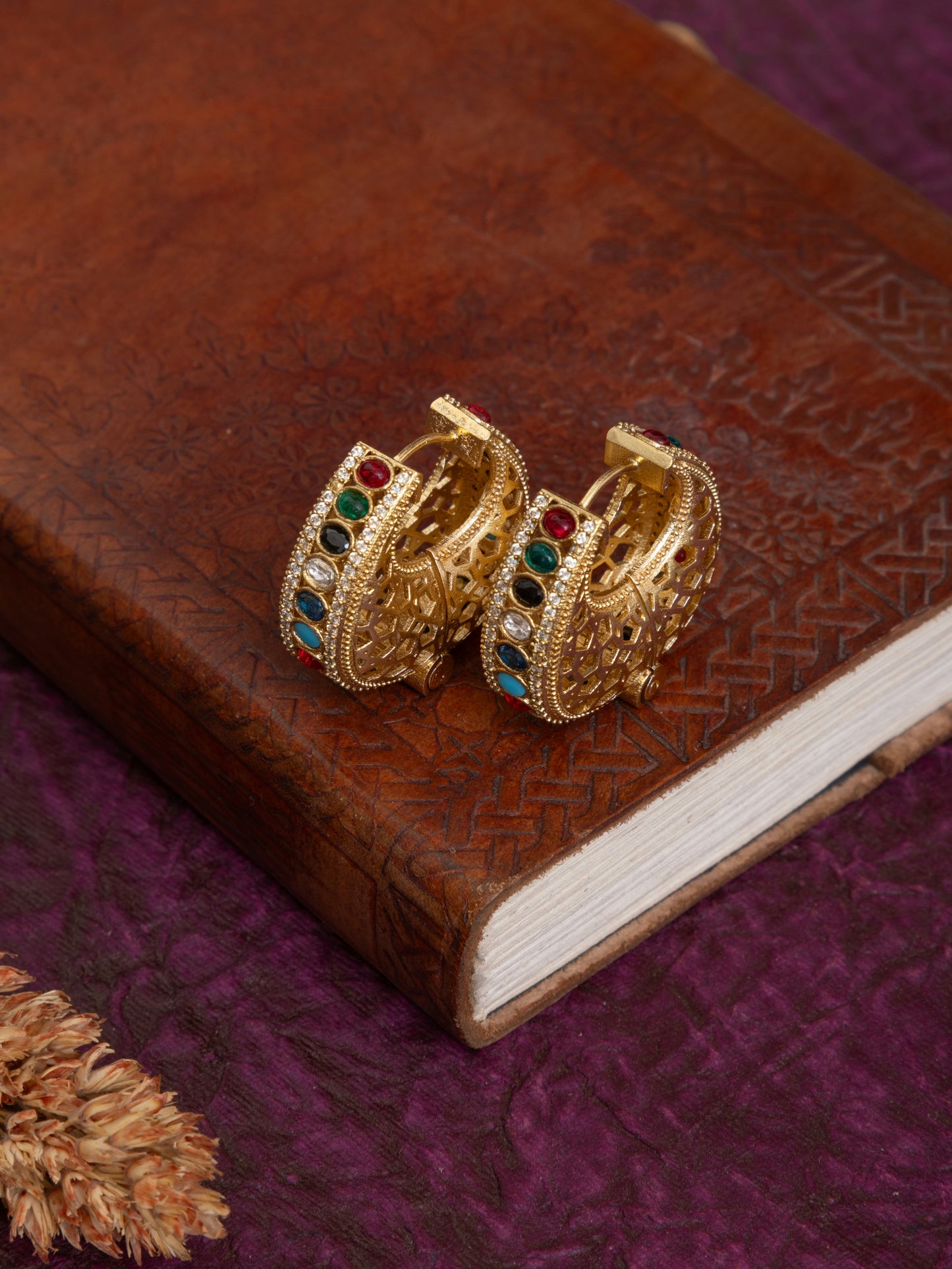 Sunidhi Golden Hoops