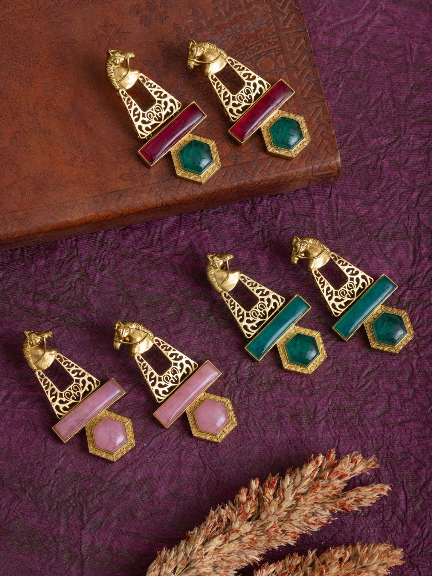 Avani gold horse danglers