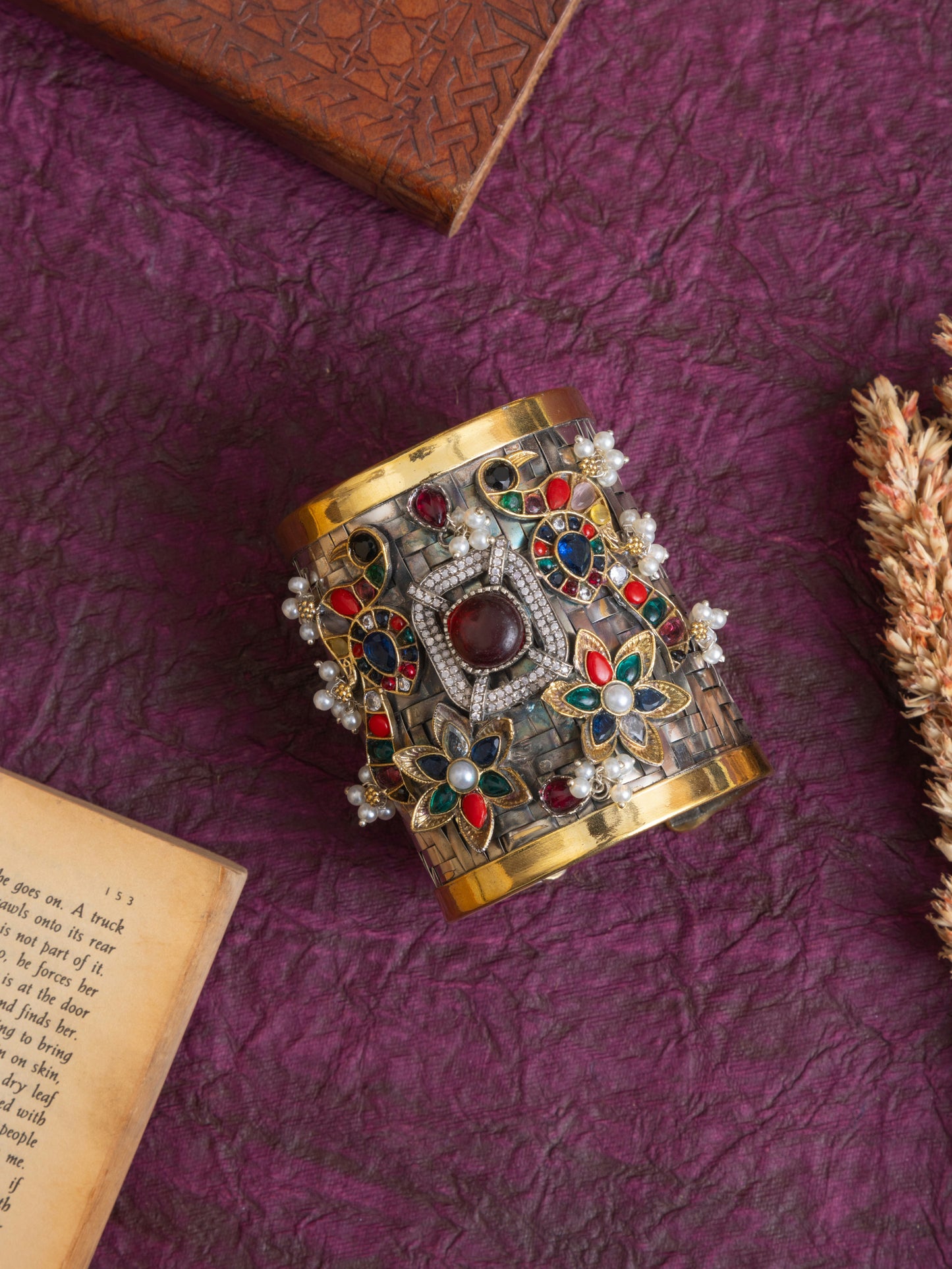 Indira fusion handcuff