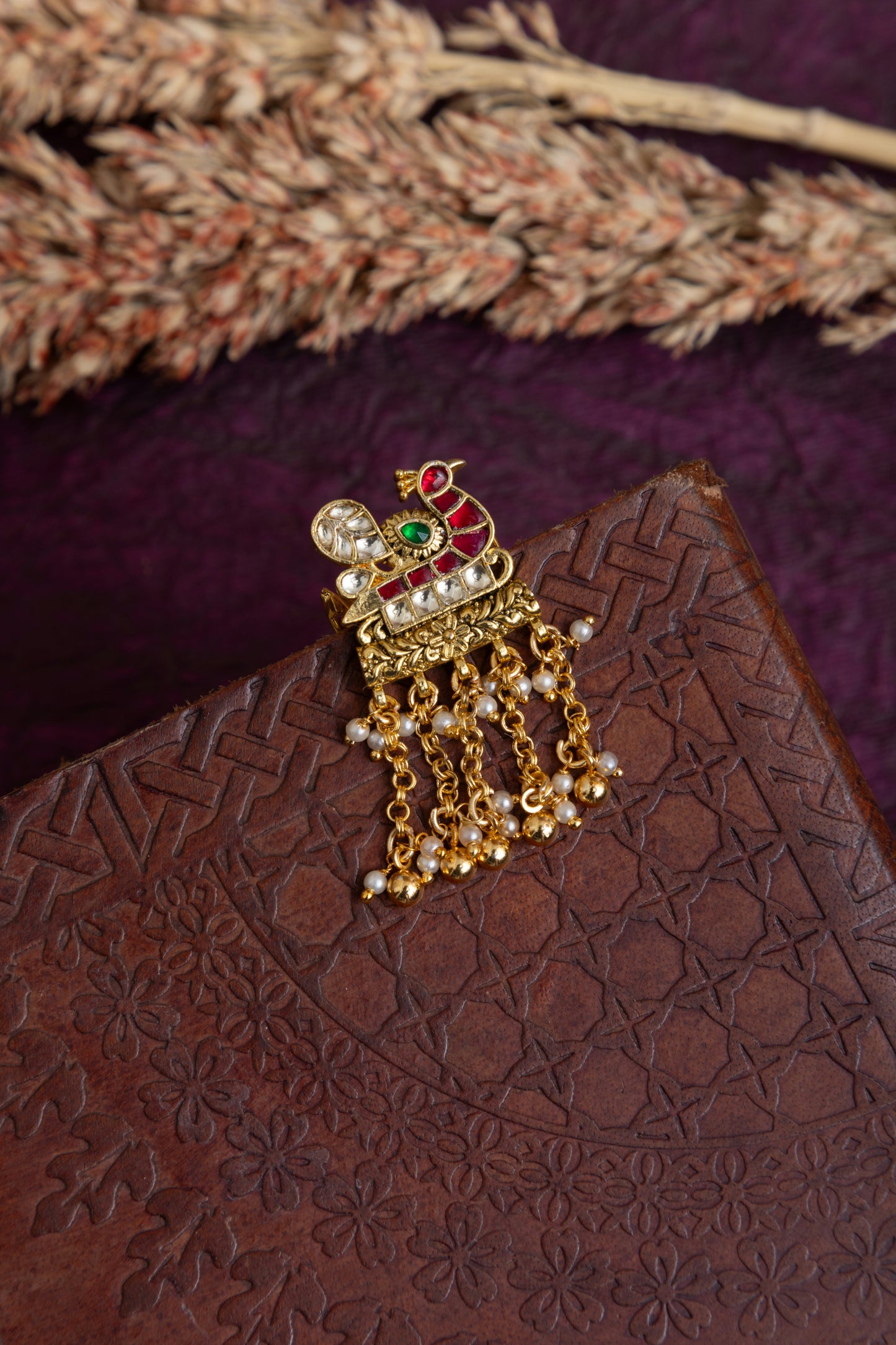 Nipa heritage gold kundan ring