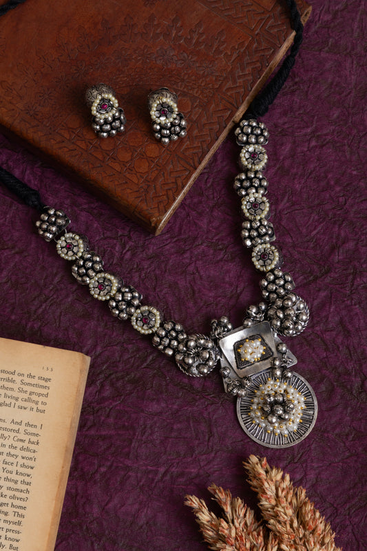 Nancy silver bubble necklace