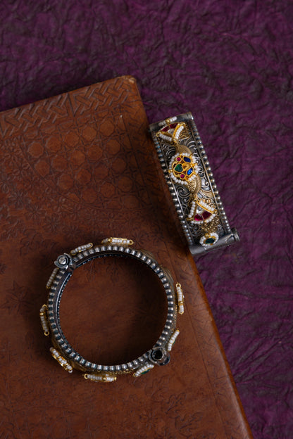 Parineeti large size Fusion two tone pachi kundan kada