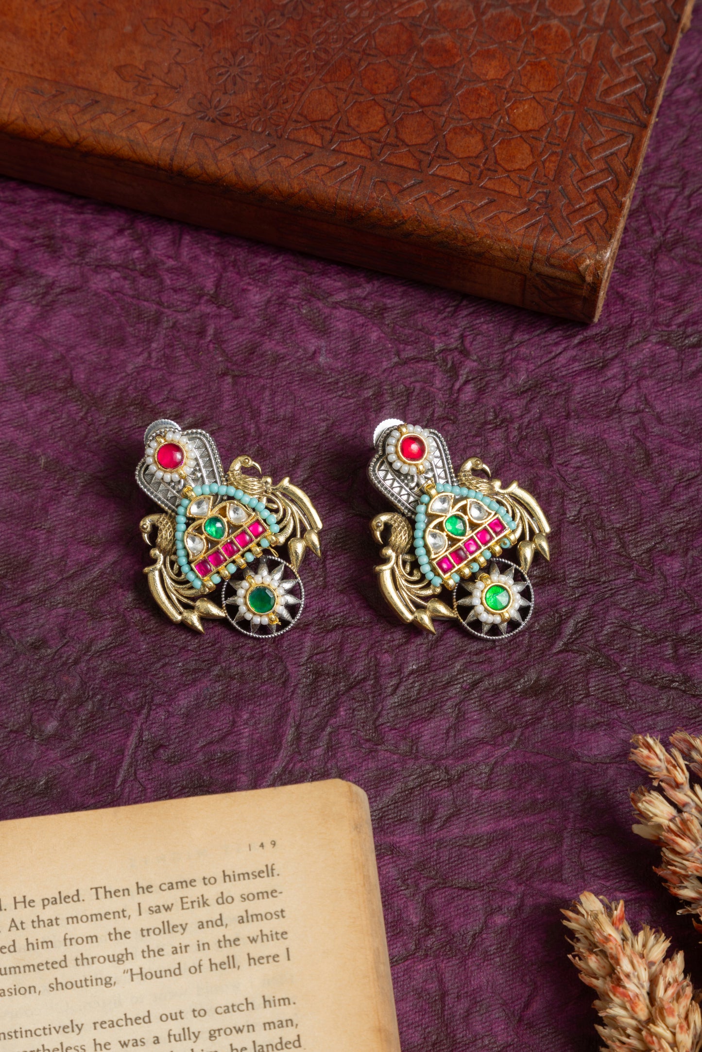 Kalyani dual tone kundan studs