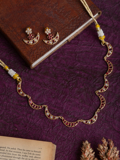 Nazima gold choker