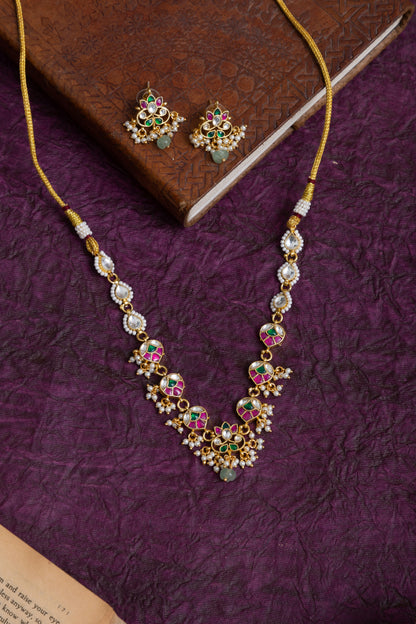 Zaveri jadau kundan Lotus and petal choker