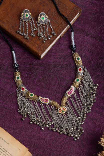 Mugdha two tone Silver fusion kashmiri pachi kundan choker