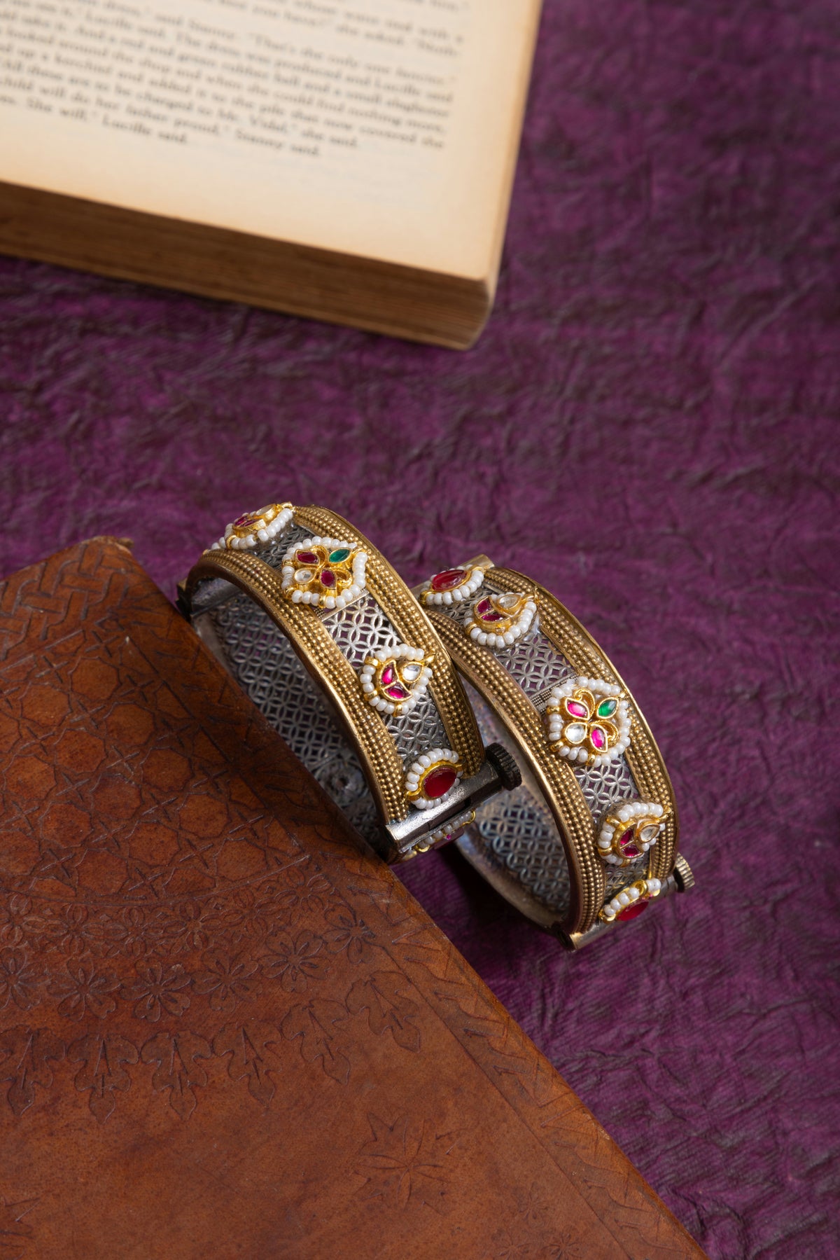 Parikh small size two tone fusion  pachi kundan kada