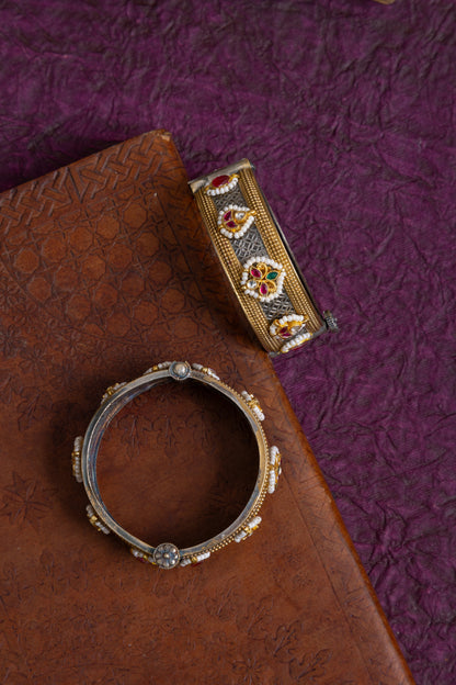 Parikh small size two tone fusion  pachi kundan kada