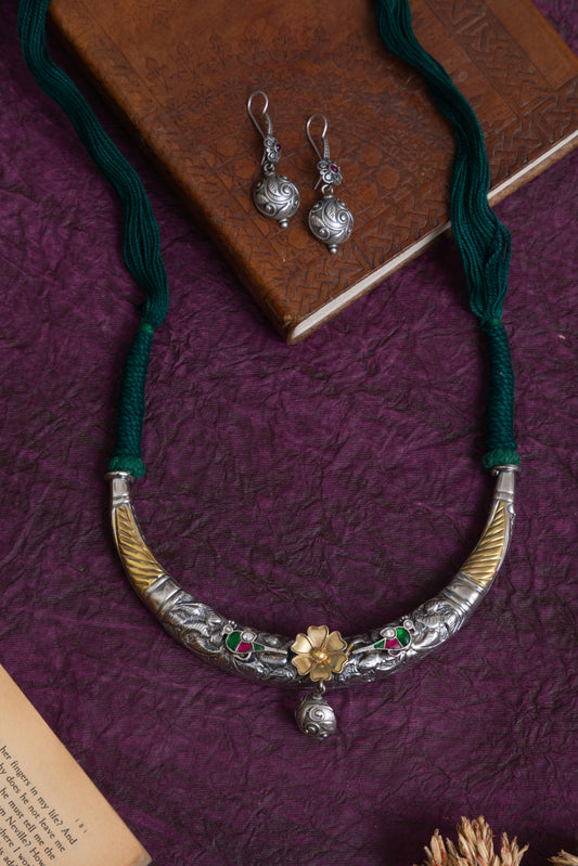 Rane antique silver two tone silver hasli choker