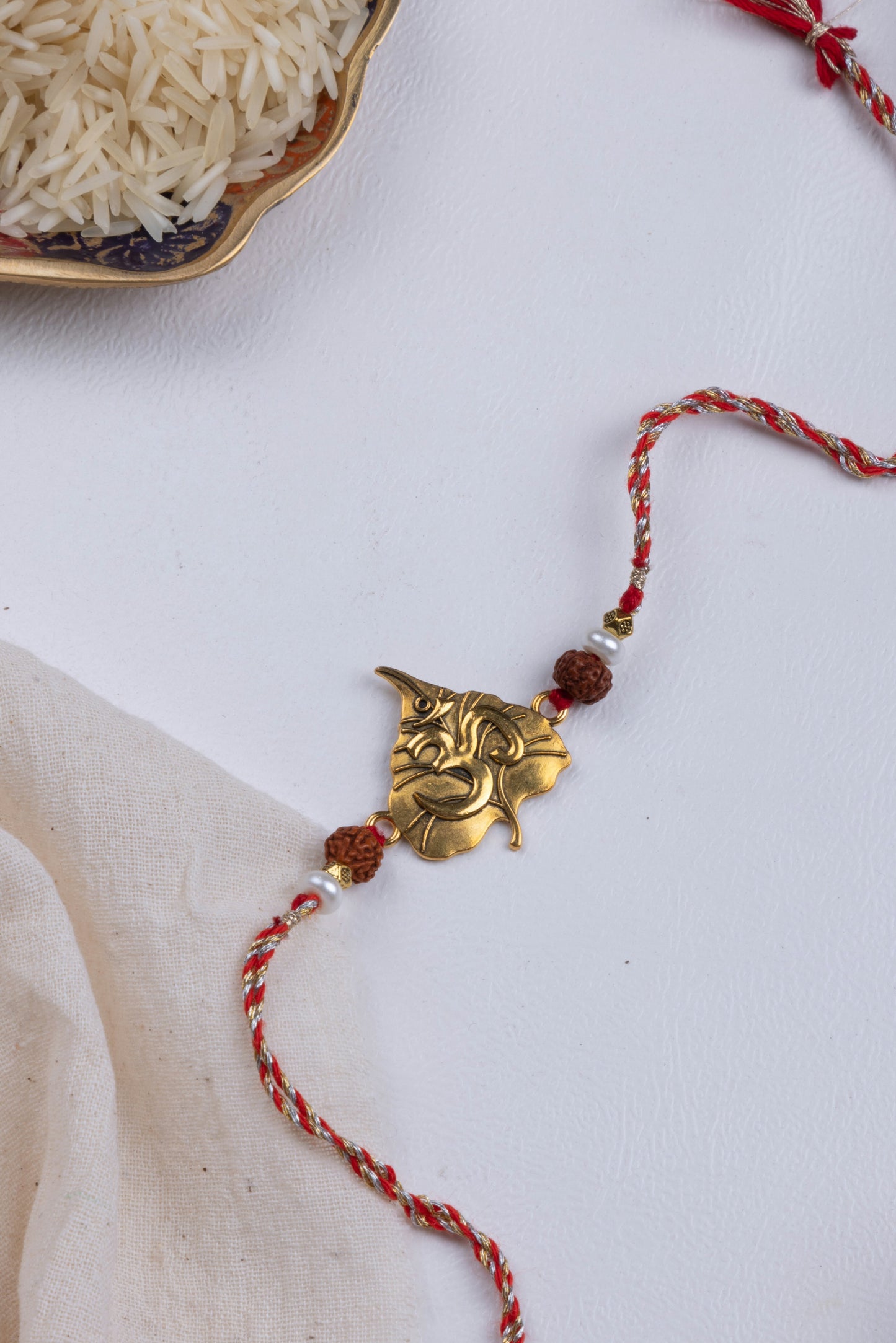 Pipal leaf om rakhi