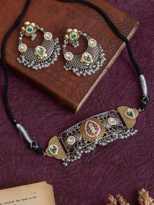 Swati fusion kundan choker