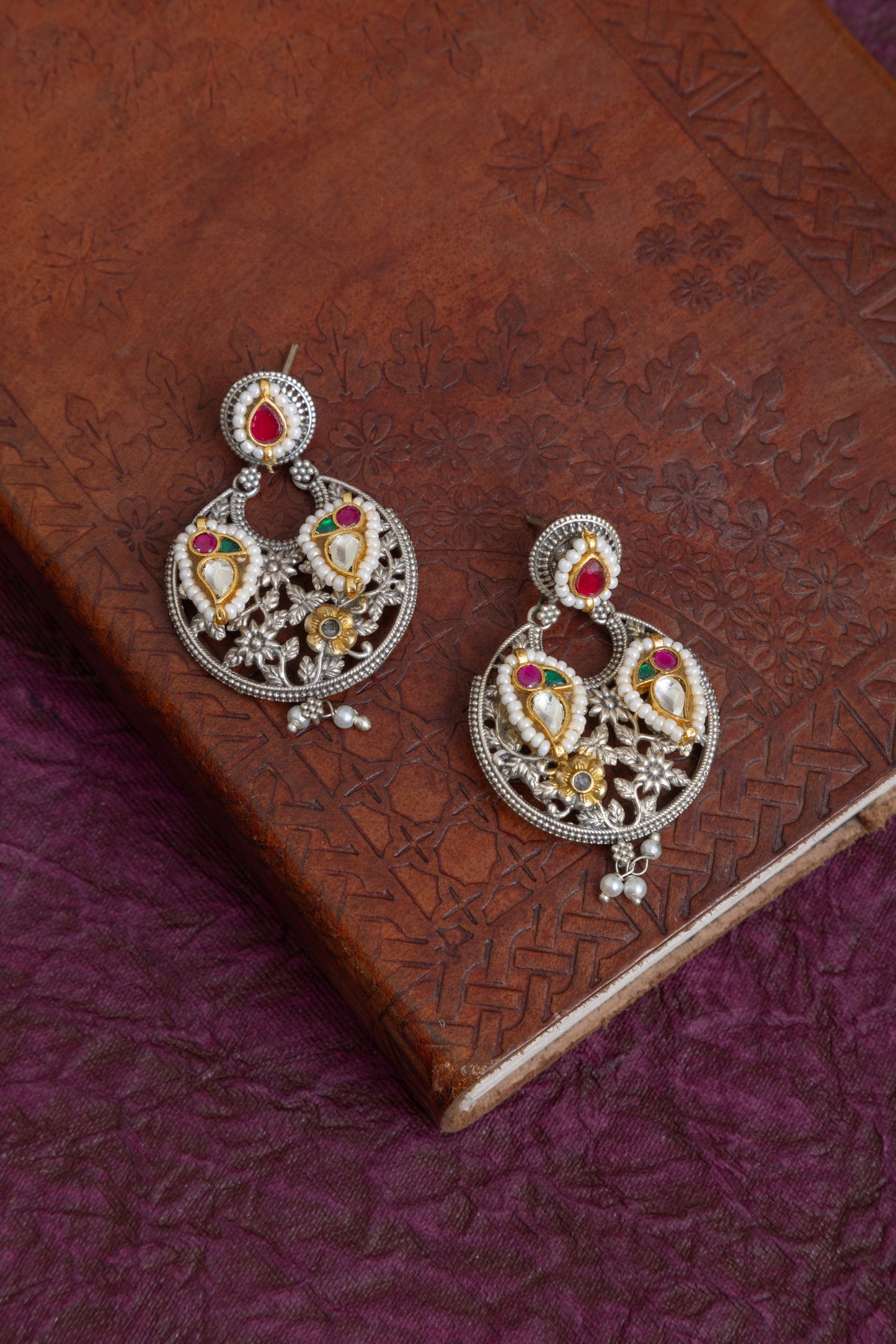 Chaitali fusion kundan necklace