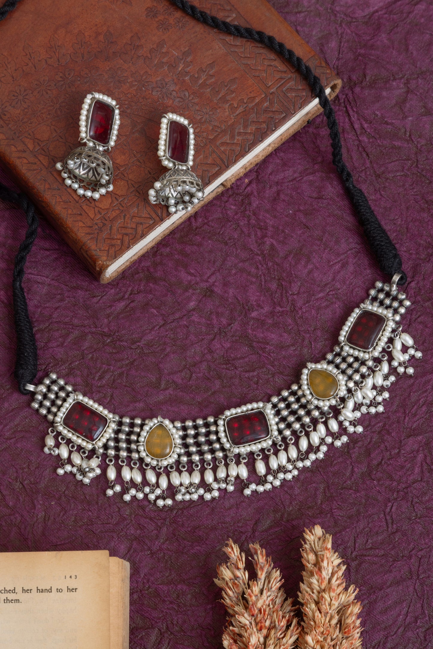 Meha  silver stone choker
