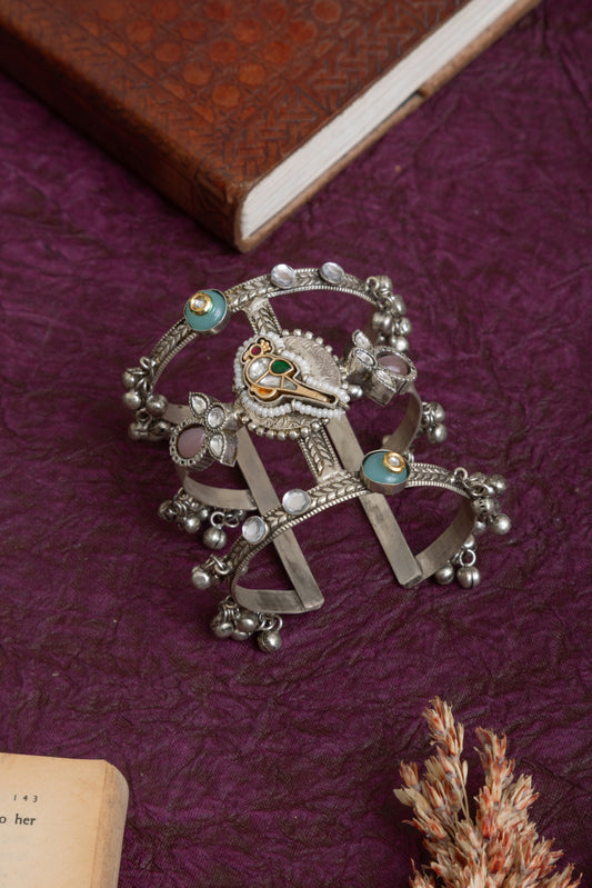 Amrita fusion handcuff