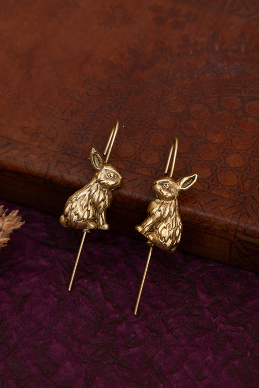 Rabbit needle kundan gold earcuff